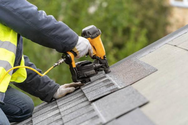 How to Find a Reliable Roof Replacement Contractor in Phoenix